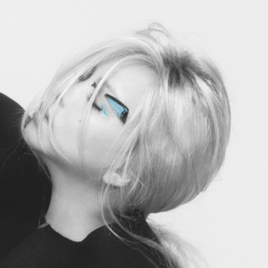 国产一区欧美二区
